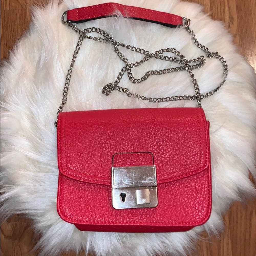 Small cross body bag